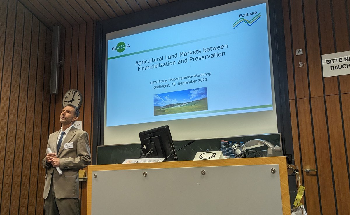 StefSeifert's tweet photo. Start of the #GEWISOLA2023 with a pre-conference workshop on farmland markets! https://t.co/kF5k5KcgyM