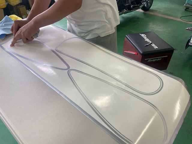 MotorradSetaga8's tweet photo. DK5さんを訪問中。
新たなBMWR18カスタムのご提案ができそうです、
ご期待ください。
ヤバめなカッコよさです。
#DK5
#bmwmotorrad
#bmwr18
#俺のbmwr18
#motorradsetagaya
#子持ちライン
#川越っていったら小江戸ステーキあんどうどんビッグ https://t.co/gRDaBGcNMw