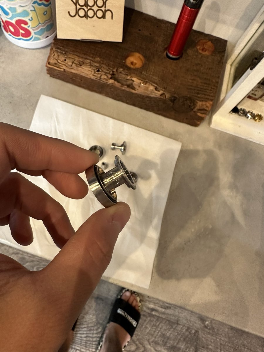 vape_matsusho's tweet photo. 最近新作も少ないしなんか良いRTAないかな〜なんて思ってる人居そうだけど

とんでもない進化させた
アトマイザーのプロトタイプを試してるのでちょっと待ってておくんなまし https://t.co/IRtLr2SUrW