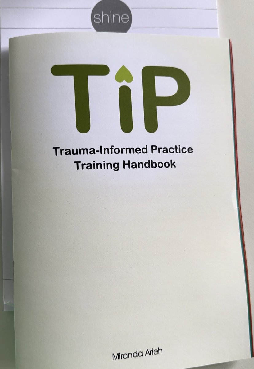 mirandaarieh's tweet photo. Cheers to training 130 NHS staff in #TraumaInformedPractice with our self-penned #TIP training sesh yesterday! 💚✅ 
A JOY to create &amp; deliver this large scale training event with these phenomenal women! 🤝🏽
Absolute #DreamTeam 💚✅
Love 🍀✅💚🥂xxx

#tiptraining #TraumaInformed https://t.co/ad65xZEods