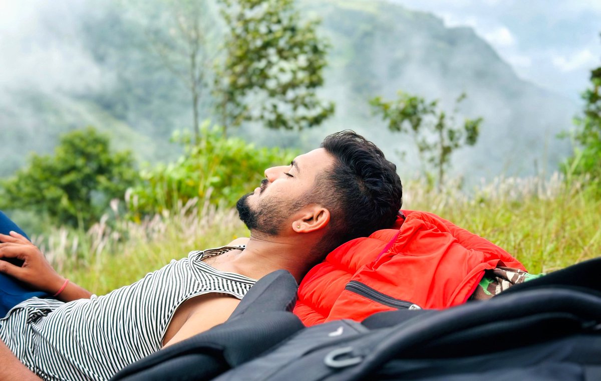 Embracing the tranquility of nature 🌿 

Golphu Bhanjyang, Sindhupalchowk