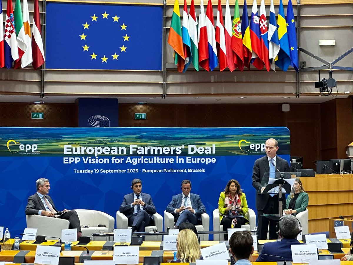 📌 PPE, Giansanti (#Confagricoltura): pronti a partecipare attivamente a "un dialogo strategico" sul futuro del settore primario

🗣️ Giansanti ha ricordato quanto sia centrale il ruolo degli #agricoltori nell’#economiamondiale

📲 confagricolturatorino.it/comunicati.asp…