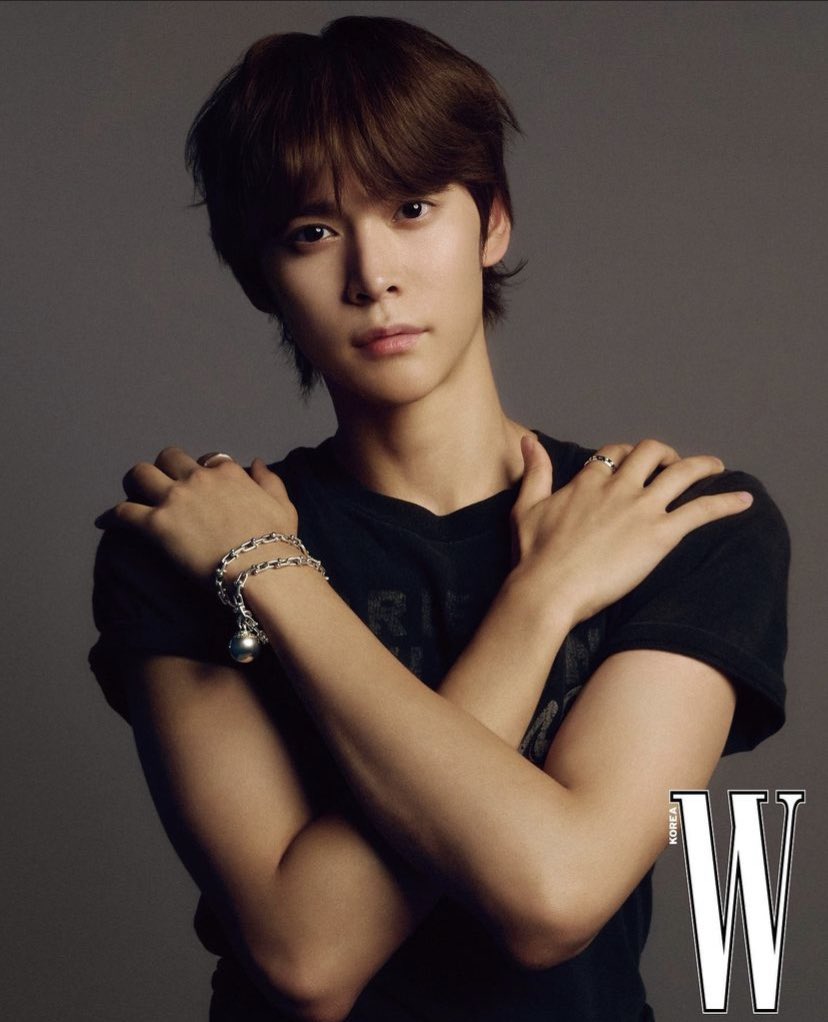 F6c99BMasAAdEw-?format=jpg&name=medium