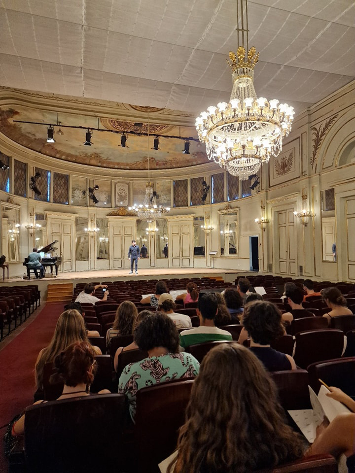 Rentrée 2023 : Les Fabriques Opéras préparent leurs productions 2024 ! 🎭 Retour en image pour Nabucco <a href="/LaFabOperaVDL/">Fabrique Opéra VDL</a> et Faust Grenoble. 
Prochaines auditions pour Le Labopéra Périgord-Dordogne les 25-26 sept à Bordeaux et le Labopéra Bretagne – Saint-Brieuc les 16-17 oct ! 🌟