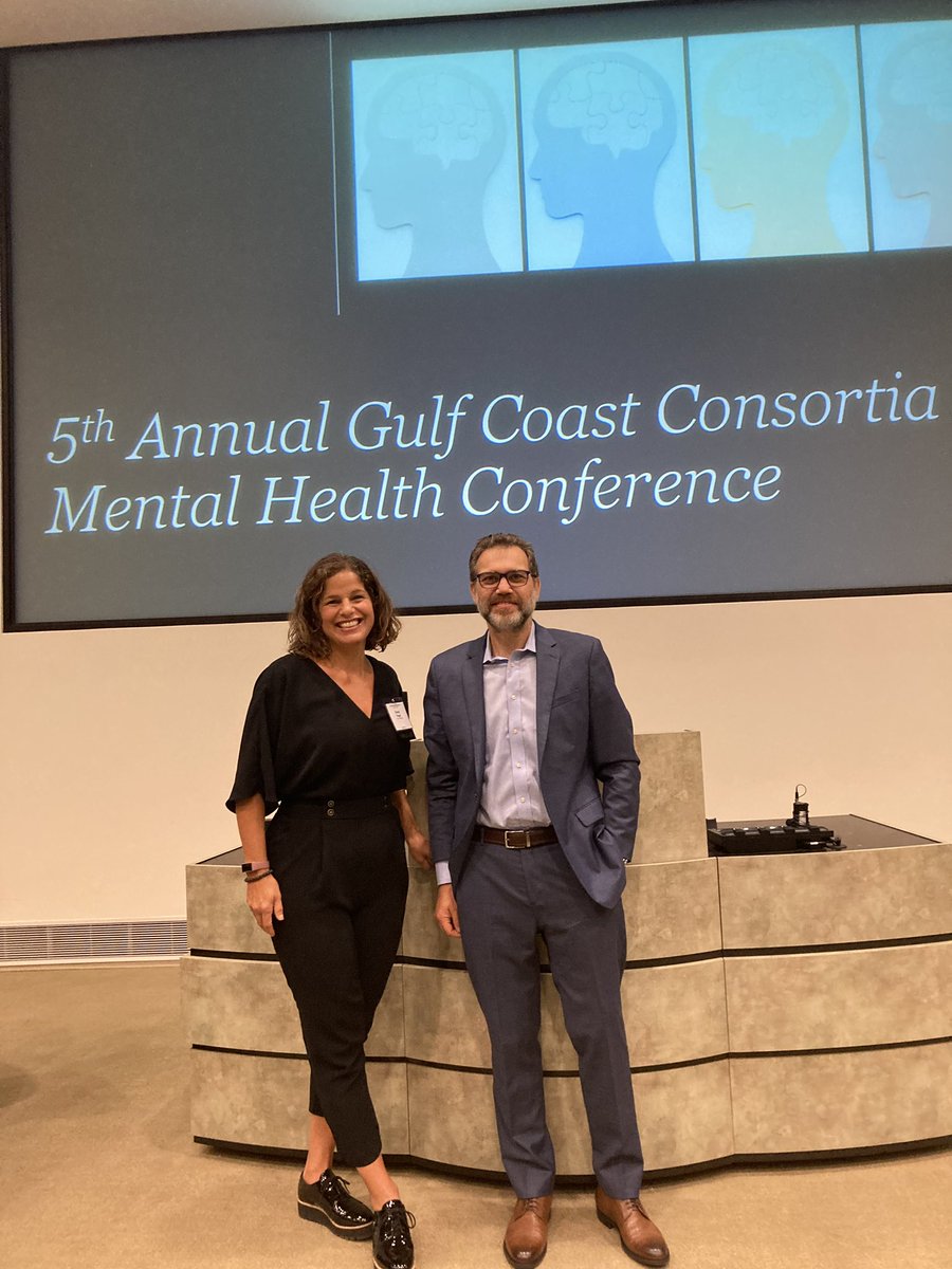 fversacelab's tweet photo. Thank you @Flagel_Lab for a fabulous keynote address at the @GCC_MHR conference today.
Looking forward to have you at the @TheRealSPR symposium, next week. https://t.co/E0pT7G4vau