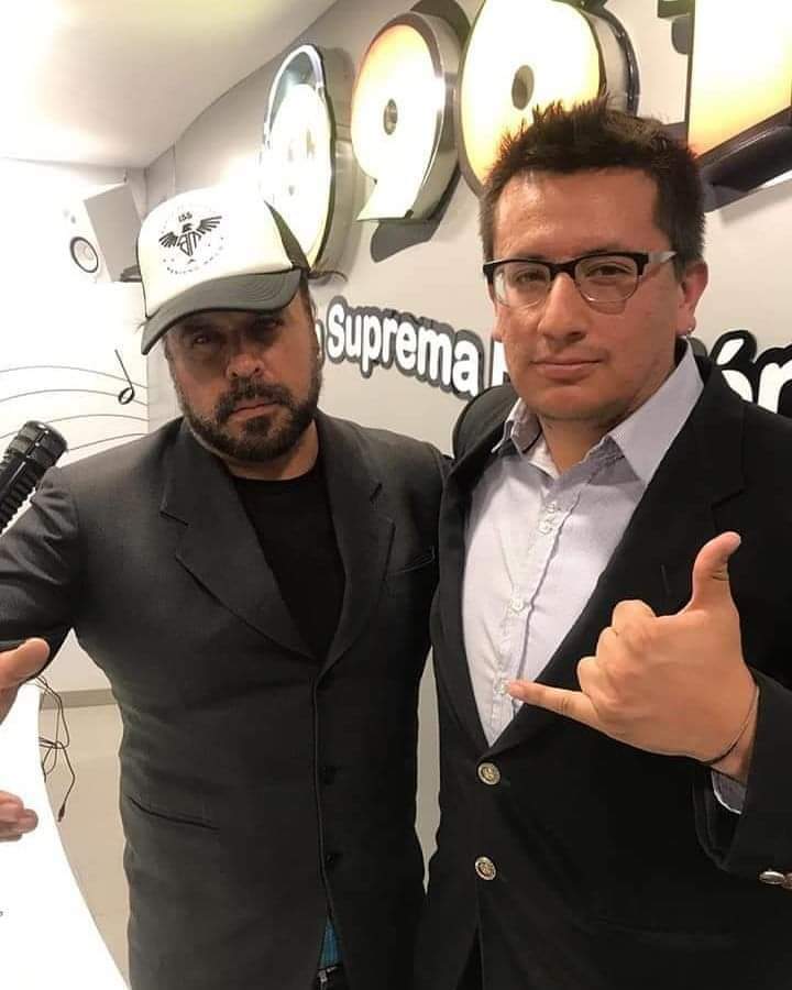 InfameLennon's tweet photo. Aniversario 3 de la partida de uno de los seres humanos más geniales que he podido conocer en esta vida y quien me honró con su amistad.
Fabiancho #Merchansiki VIVE en el corazón de la gente, (su gente) qué día a día vieron en él una voz de justicia y resistencia @merchansiqui https://t.co/BY9UbDcTYA