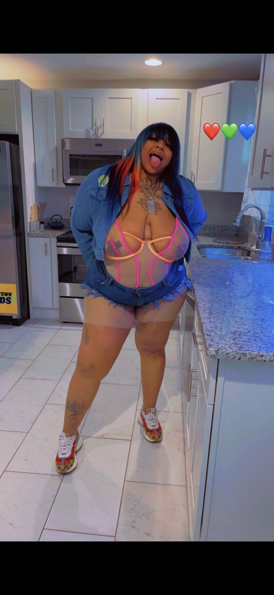 BIGNIP1991's tweet photo. #WhatsHappening 🤞🏽🤞🏽BIG DAWG #bigdawg #prettygirl #imraw stop playing wit dat kid @SexyyRed314_ I’m really dat #BIGNIP https://t.co/Y3MiF4dEvn
