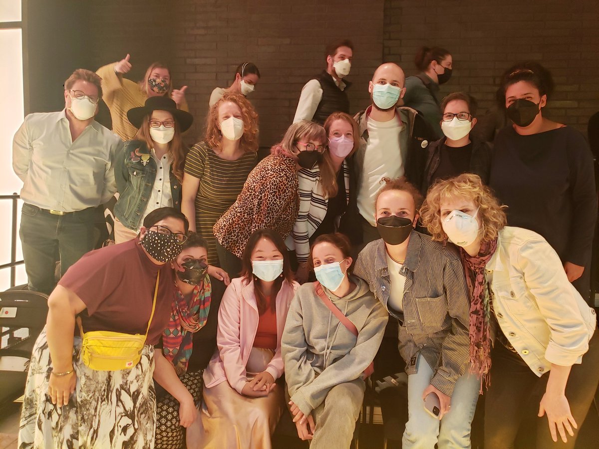 SaveWildBees's tweet image. Look at all these awesome east end organizers (+ a couple westenders) out laughing together about the state of this city we all love. Highly recommend for anyone who has sat through a Toronto city council mtg. #TheMasterPlan @crowstheatre