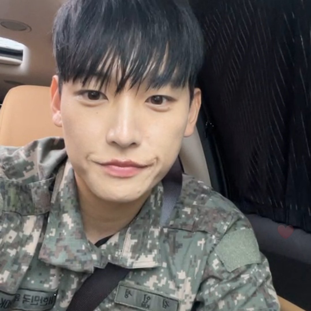 wotjdwp's tweet photo. 너무잜9ㅇ걋어요 https://t.co/qK0bBJ6m0s