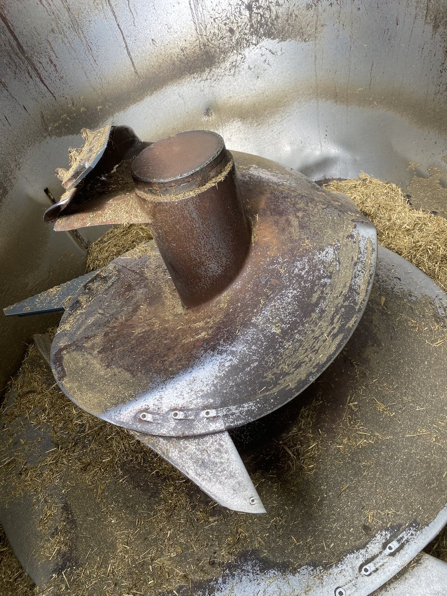 The mixer screw was a bit thin but we added some plates and a 1/2 inch rod around the outer edge and it’s working well now.