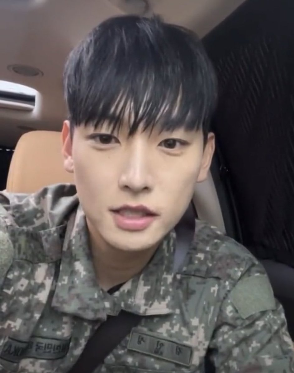 bamsikbbang's tweet photo. 재입덕 시작, 재입덕 존나 크게 시작, 재입덕 존나 빵빠레 불면서 시작, 재입덕 축제 시작, 재입덕 클럽 오픈, 재입덕 클럽 할인 이벤트 시작, 블랙재입덕데이 이벤트 시작, 재입덕 페스티벌 시작, 재입덕 군악대 입장, 재입덕 입학, 재입덕 졸업 및 재입학, 재입덕 복학, 재입덕 파티 시작, https://t.co/fXx4BPxZNy