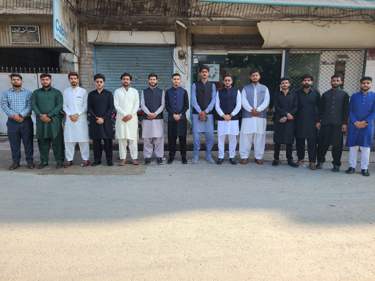 HashimTKhan's tweet photo. ہاشم توصیف خان ڈسٹرکٹ صدر MSF فیصل آباد کی قیادت میں ٹیم فیصل آباد لاہور کے لیے روانہ۔ 
@MaryamNSharif @RanaSikandarH
#TeamFSD #MSF #DistrictFSD  #ProgressiveMSF https://t.co/YETozIgq6D