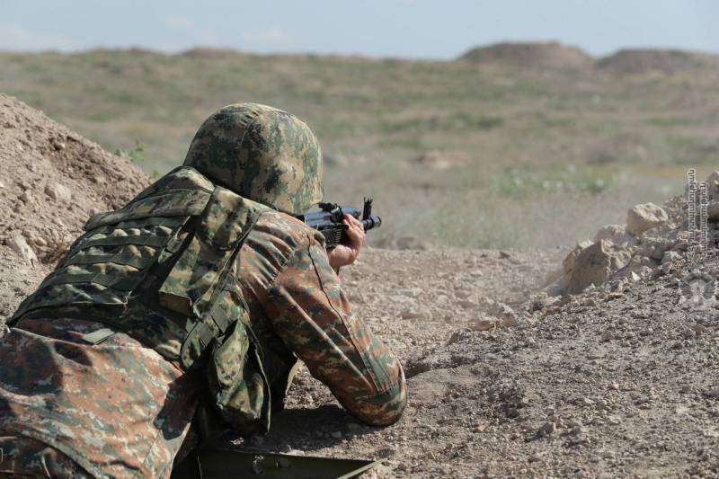 robananyan's tweet photo. Fighting continued with varying intensity along the contact line. The units of the Azerbaijani Armed Forces, accompanied by fire from various weapons, continued the positional advancement operations, targeting civilian infrastructures as well. The Defense Forces are  resisting.

#Armenia #Yerevan #NagornoKarabakh #Karabakh #Artsakh #ArtsakhBlockade #LachinCorridor #Azerbaijan #Baku #Aliyev #EU #USA #EuropeanUnion #Russia #Moskow #News #Stepanakert