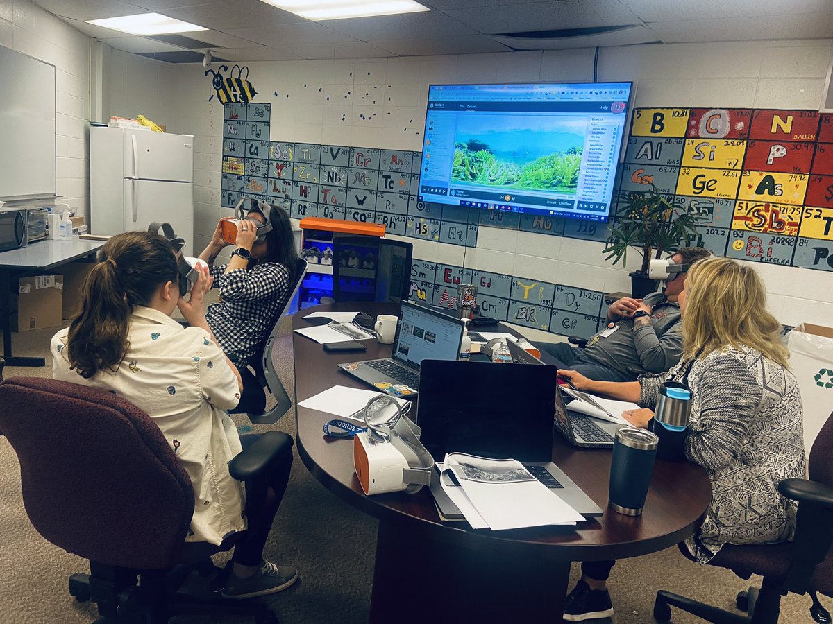 cbridge384's tweet photo. @ZBPride science teachers prepare for instruction with @ClassVR in collaboration with our librarian! #The6Cs #EdTech #ZBHoneycomb #VirtualReality https://t.co/GJil3xjpDn