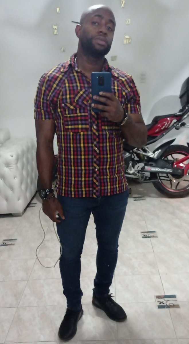 dainer50's tweet image. Que la vida nos llene de bendiciones y Miles de cosas buenas ....🙏🏿😎✌🏾✊🏾