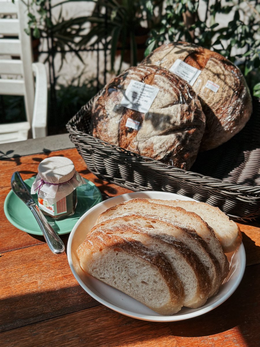 tedboybakery's tweet image. ❤️ Sourdough for a sweet picnic at the park! 
That will be on my checklist for this weekend activities ❤️‍🔥
 #tedboy #sourdough #picnic #playground
