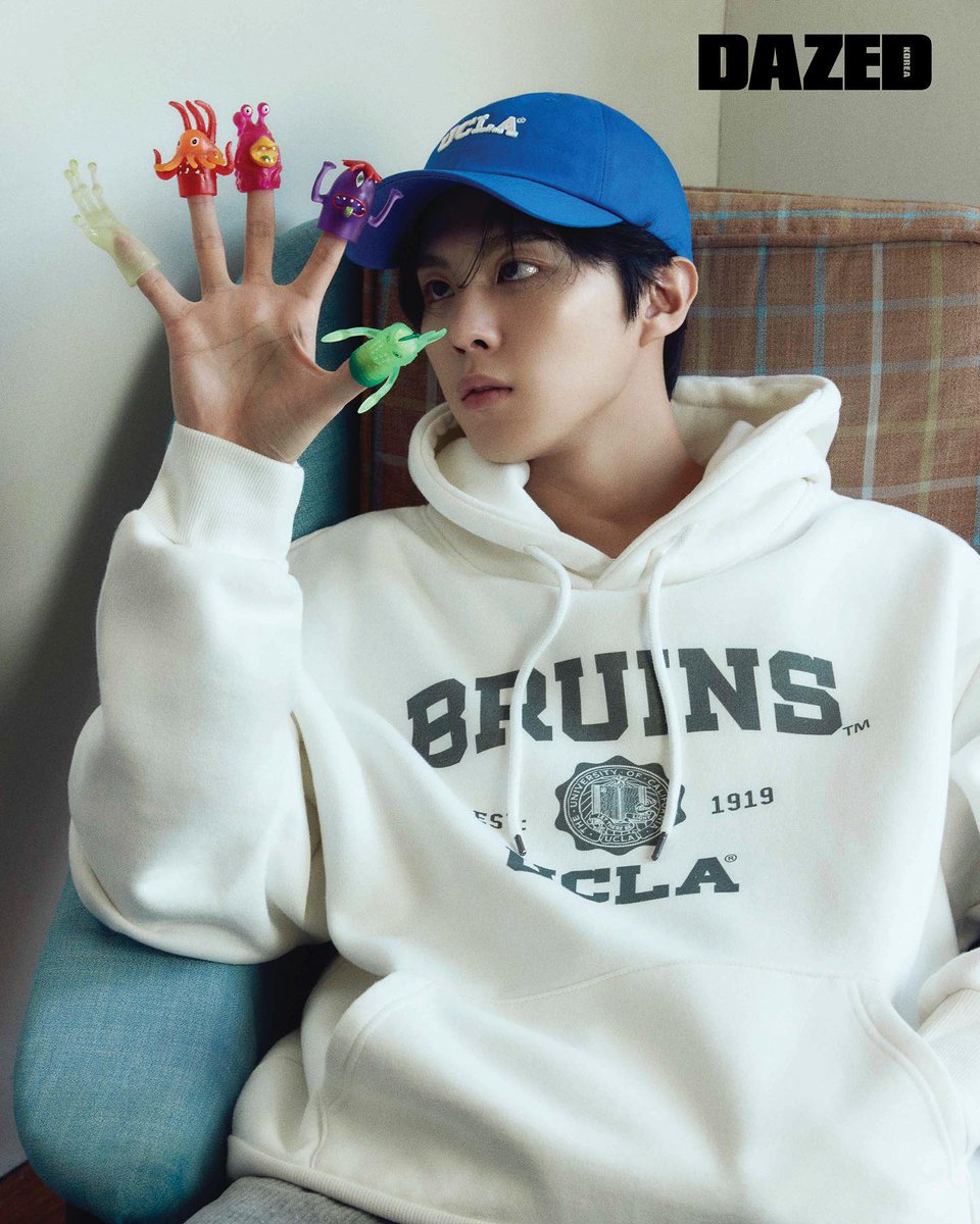 위드 tweet media