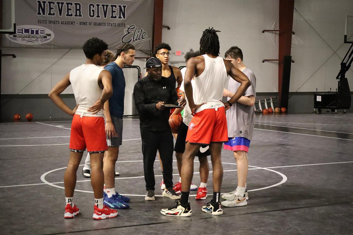 academy_reps's tweet image. 🏀 Getting ready for the grind! 💪 #BuscheBasketball #2adays 🏋️‍♂️🏀