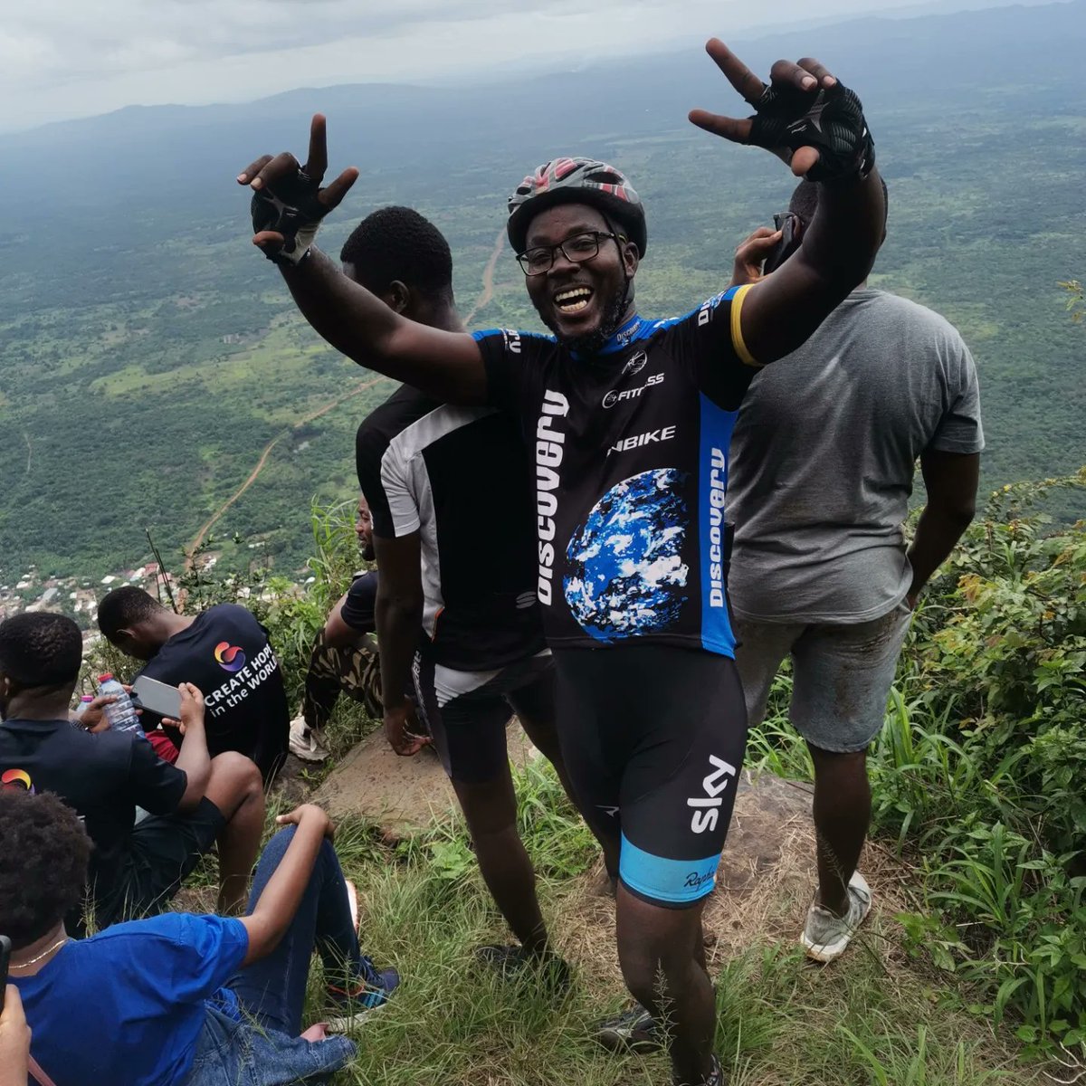 SDzorbor's tweet photo. The peak of Adaklu Mountain. 1hr30min Walk to the peak https://t.co/5fM9CbxjL4