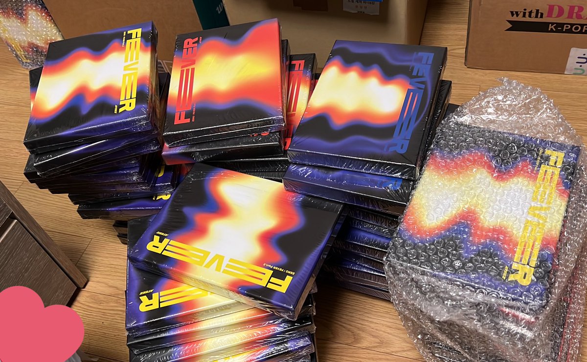 MistKshop's tweet photo. wts lfb ateez ph

ateez zero: fever part 2 album
— sealed 
— not sure if still first press
— still in kr
— normal eta

₱500 each version

dop: october 6

reply mine + version/s https://t.co/EQHjl0P9Tv
