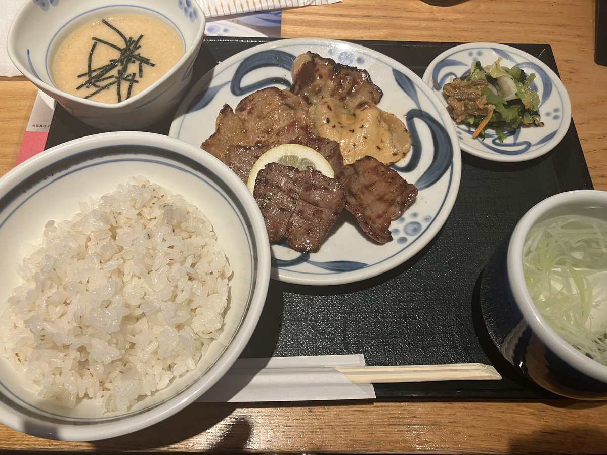 mutuki_88's tweet photo. 美味しかったぁ!!
ご飯4杯ぐらい食べちゃった https://t.co/MQ67bNY6Sl