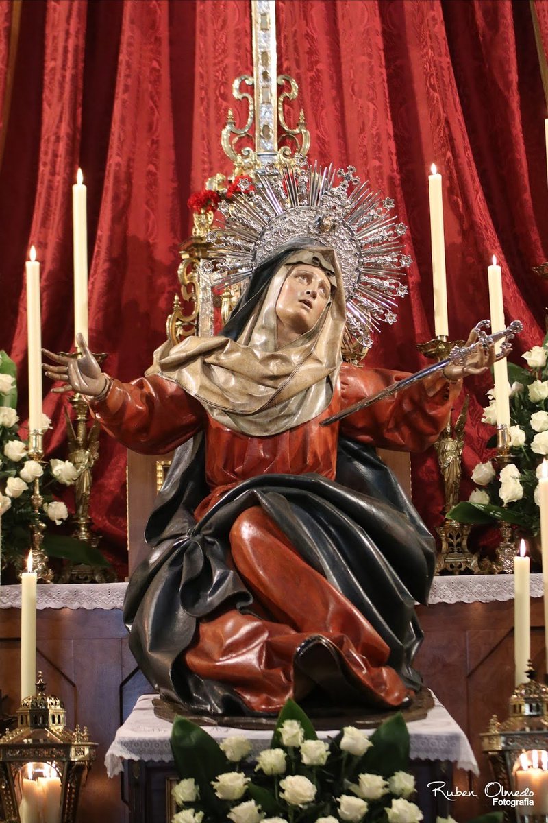 VCofrade's tweet photo. 🔊 Este sábado, la Dolorosa de la Vera Cruz será coronada canónicamente. Un día histórico para la ciudad. 👑 #CoronaciónDolorosa #Valladolid @SantaVeraCruz https://t.co/11NOeQ37r1