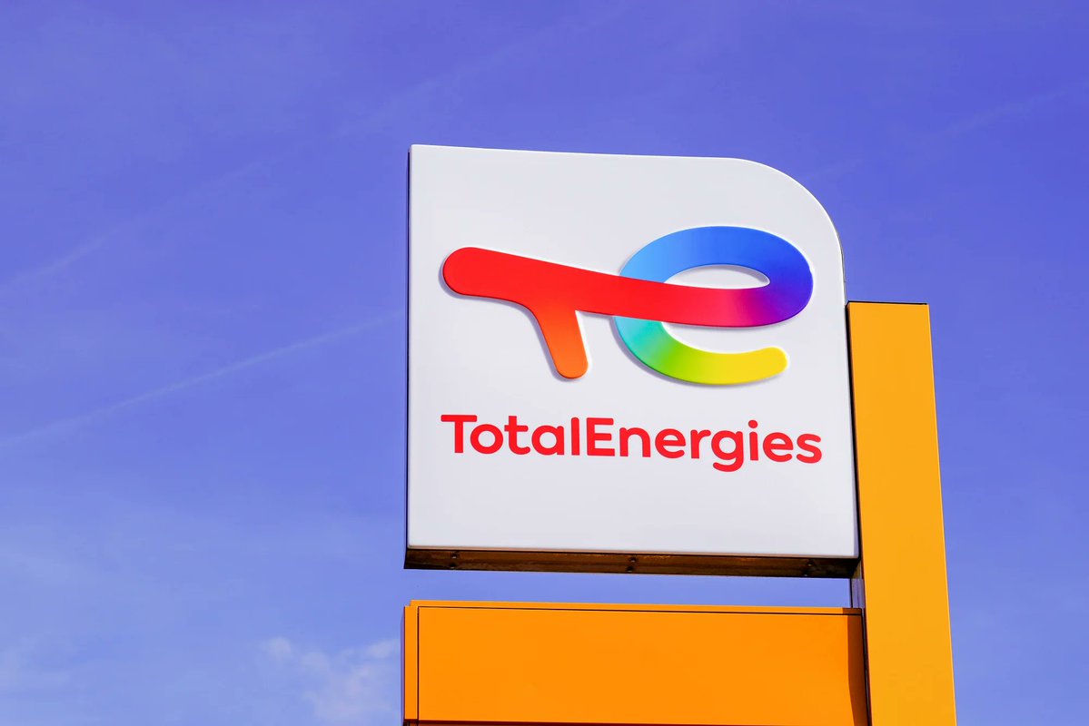 🇫🇷⛽️ FLASH I Le PDG de #TotalEnergies a annoncé qu'il ne vendra pas à perte ses carburants et qu'il ne descendra pas plus bas que 1,99€ le litre, justifiant que 'c'est déjà un effort important'.