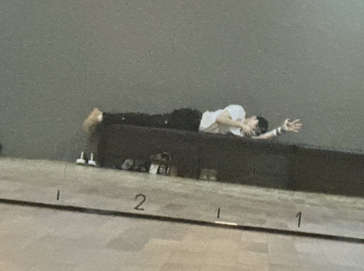 뿅🥴
나 여기쒀 👋🏻👋🏻