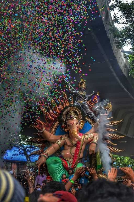 Happy Ganesh Chaturthi 🙏🏻

Ganesha is the lord of all the good qualities in us.  When we worship him, all the good qualities blossom in us.