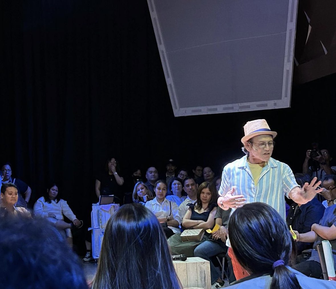 elybuendia9001's tweet photo. Watched Jon Santos in Bawat Bonggang Bagay and he really shook the audience, me included. Take his intelligence, wit,  heart and filter it through a story of loss and redemption and you have a one of a kind experience. Hilarious and poignant at the same time. Catch it if you can. @TheSandboxCo