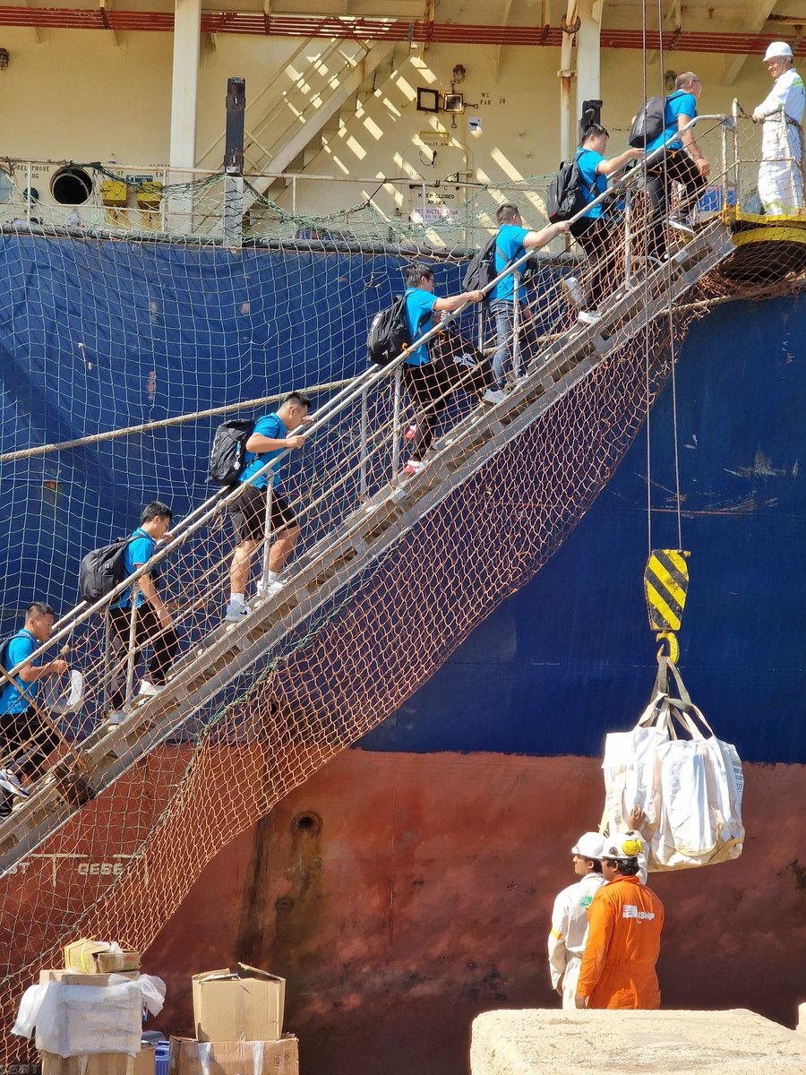 LysacoGroup's tweet photo. Crew change on MV CETUS at Larnaca Port #shipping #services #20years+ https://t.co/Ofq3tDZYKB