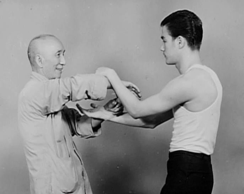 brucelee's tweet photo. Bruce and Yip Man. https://t.co/IAUy6dYCar