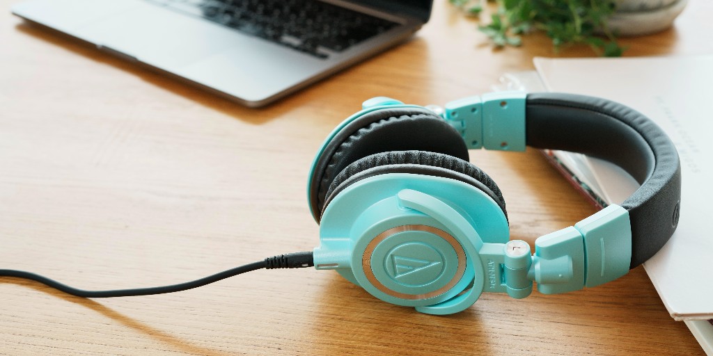 Experience audio excellence with the limited-edition Ice Blue ATH-M50x #headphones 💙🧊 Exceptional clarity and accurate bass response are only some of the reasons why we love them. More: bit.ly/3JuR9UB