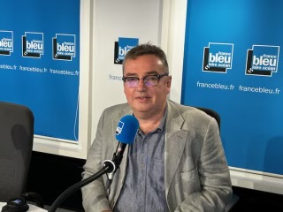 F3PaysdelaLoire's tweet photo. ⏰Réveil matin sur @bleuloireocean avec le directeur régional @VLF62 pour évoquer la nouvelle offre d'information #Ici1213, #ici1920 et #LaCoLAB lancée ce soir !
Retrouvez son interview sur la plateforme ICI par France Bleu et France 3 et sur @francetv
https://t.co/14ArLBtAIi https://t.co/q0gVmT3ZvE