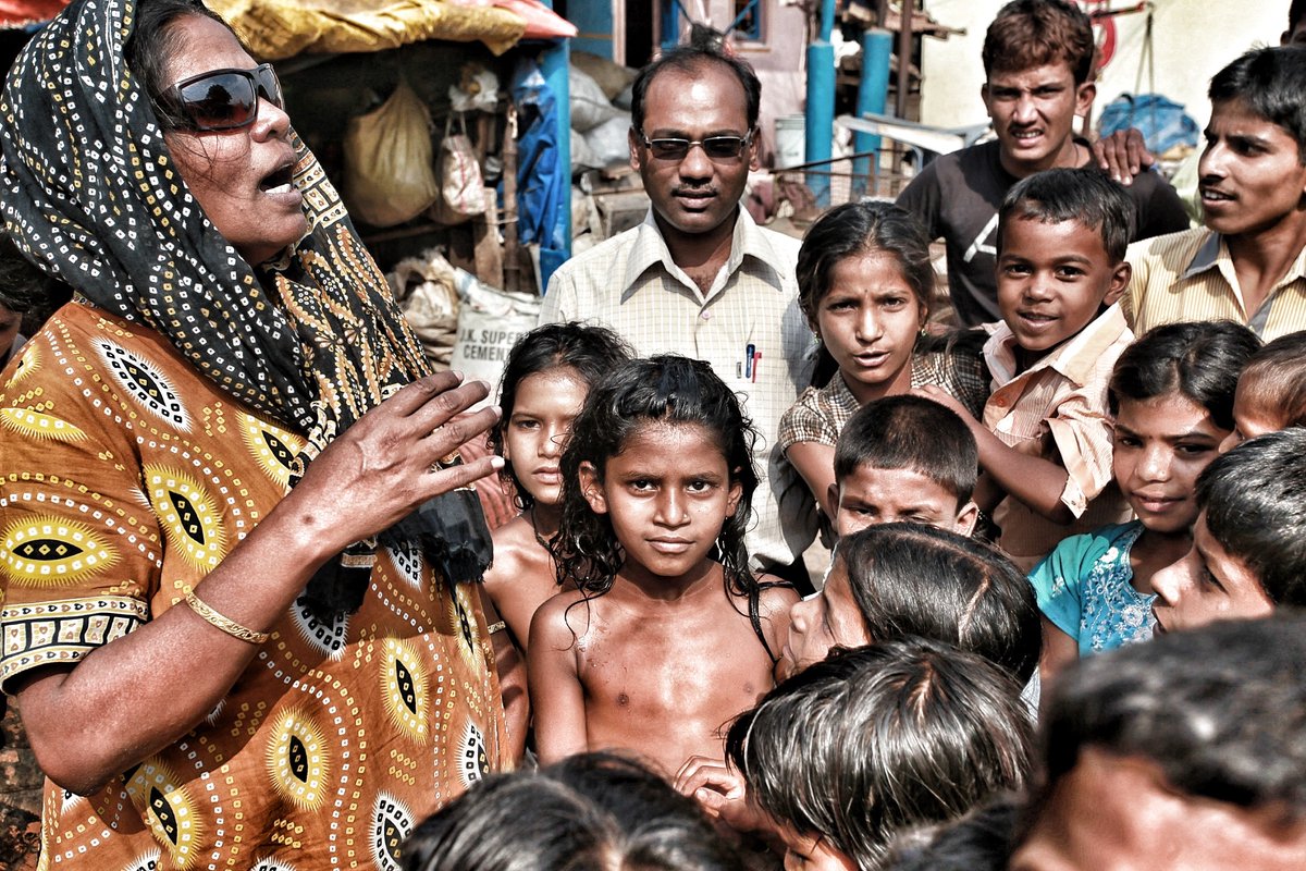 NgoAvani's tweet photo. Anuradha Bhosle,President of Avani Sanstha, is going on a tour of France and London to guide social organizations in France and London.
  she is going to make a presentation about how the work is going on through the organization Avani and Ekati.
#india #SocialJustice https://t.co/sNbDIAvVh4