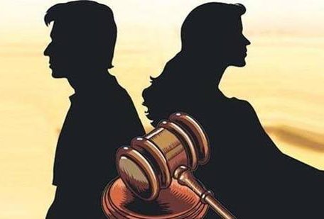 #BreakingNews 

The Delhi High Court held that family courts cannot grant divorce on the ground of there being an “irretrievable breakdown of marriage.”

Stay informed @LawgicallyLegal 

#498A #Falsecase #Justiceformen #Matrimonialdispute