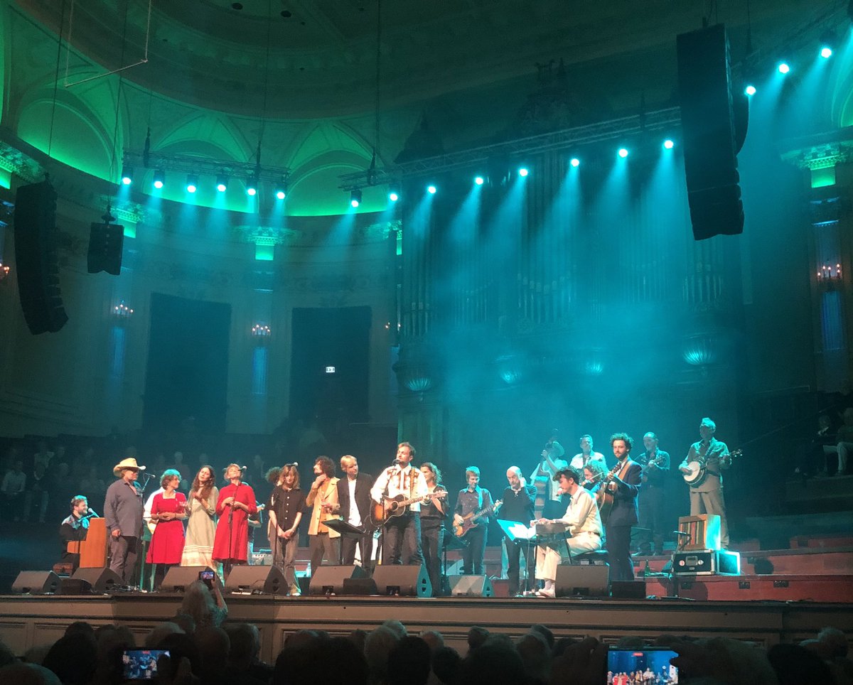 … en zo zag de andere kant er uit. Dank <a href="/timknol/">Tim Knol</a> en friends voor een mooie tribute!