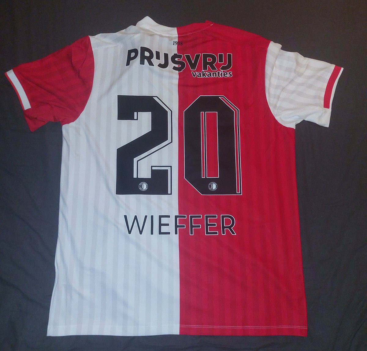 SoRareR2G's tweet photo. And another jersey, thanks to @PitchWeb3 for this one! 💚 https://t.co/BH4VKiZ8xP