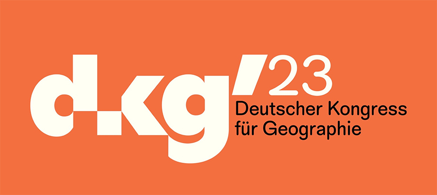 Leibniz_IfL's tweet photo. #DKG23
The talk on "Contested socialist past and capitalist aspirations of #infrastructure projects in former #Soviet #peripheries" by IfL researchers @LelaRekh|viashvili and Wladimir Sgibnev starts in a view minutes:
📍HZ15
📅 20.9.23
⏱️ 9:00-10:30
➡️https://t.co/kYgdMhZlEL https://t.co/RqkGyGyHNl