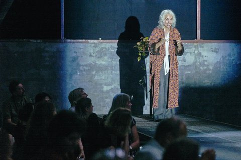 gonegvrl's tweet photo. i am selling two tickets for nina hoss’ play this friday september 22nd at ruhrtriennale! dm me if you‘d be interested <3 https://t.co/xkp0ExD3eU