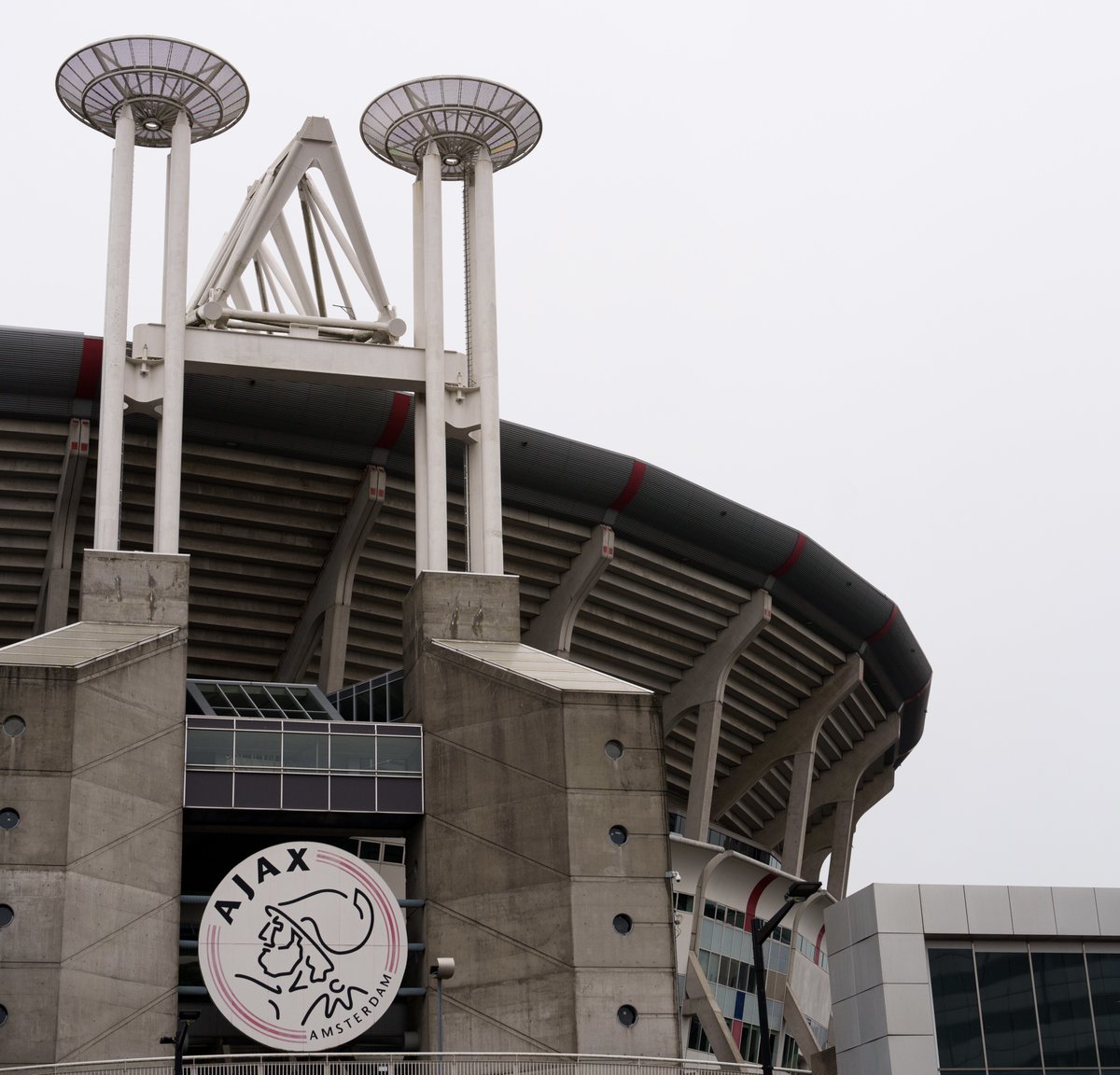 AFCAjax's tweet photo. Berichtgeving Sven Mislintat.