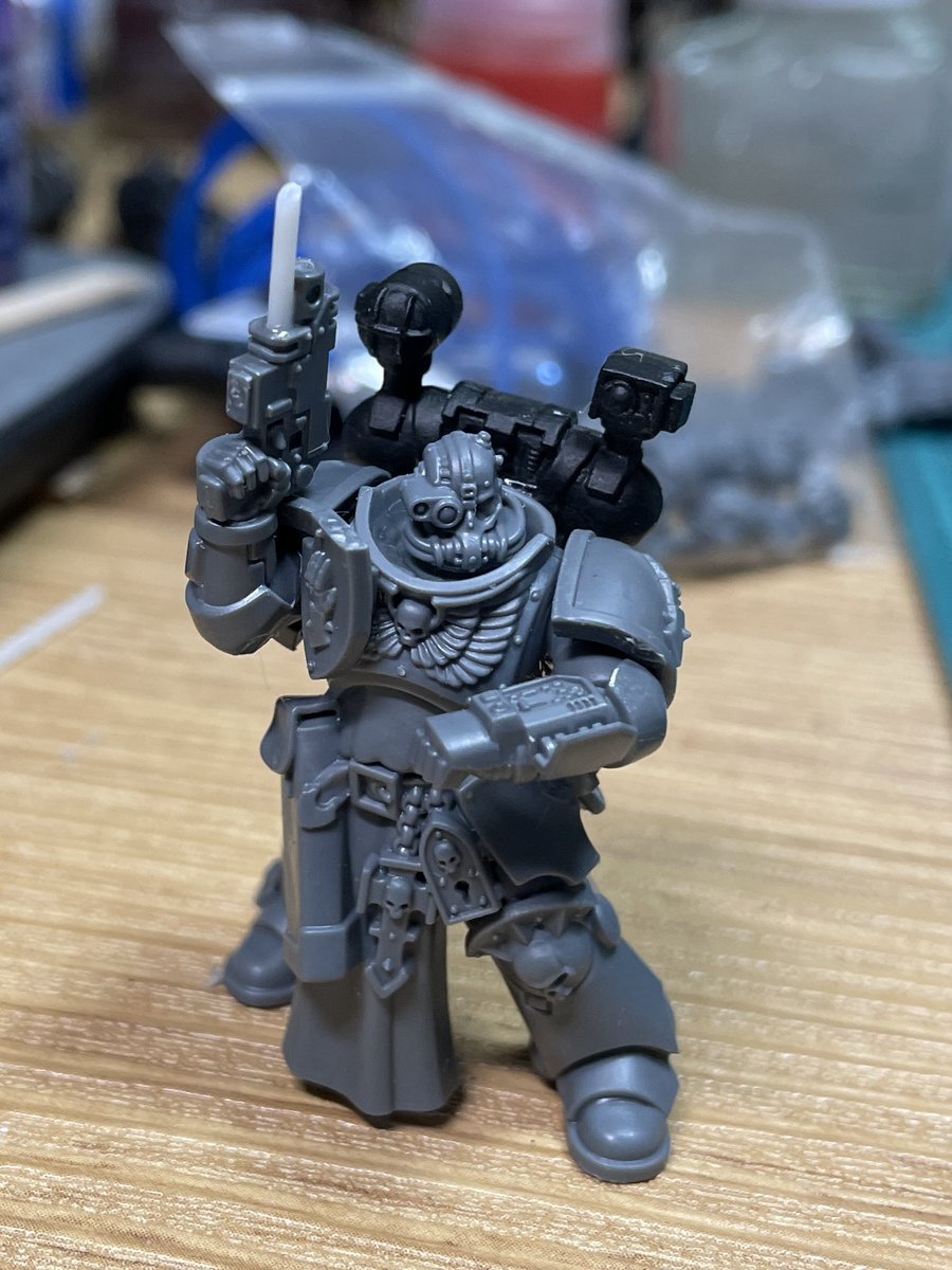wyrmrunner's tweet photo. @PrinceofBielTan I also kitbashed an apothecary recently! #warhammercommunity https://t.co/sScqzRUvzP