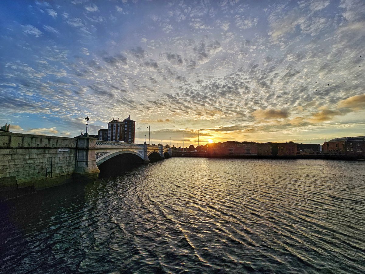 #belfast #northernireland #photography #ni #sunrise #clouds #river #water #bridge #bluesky