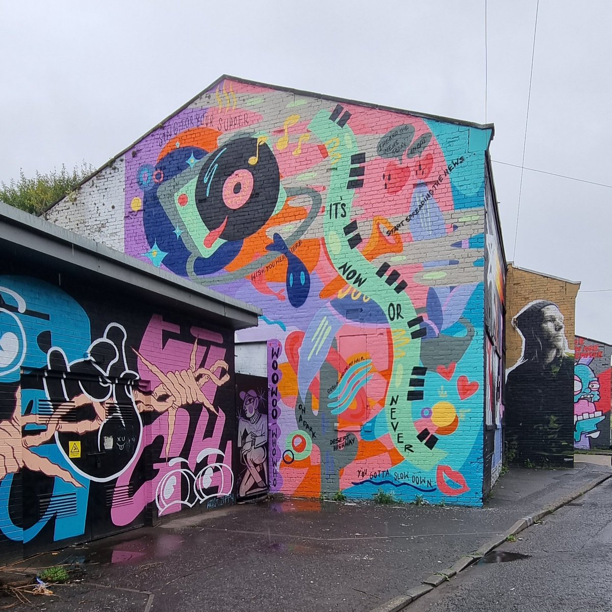 Happy #NationalPlaylistDay! I created this #mural for @PlaylistforLife to promote the power of music for people living with dementia. The lyrics & motifs in the design have come directly from dementia experienced people during our workshop with Yardworks @SWG3glasgow ❤️