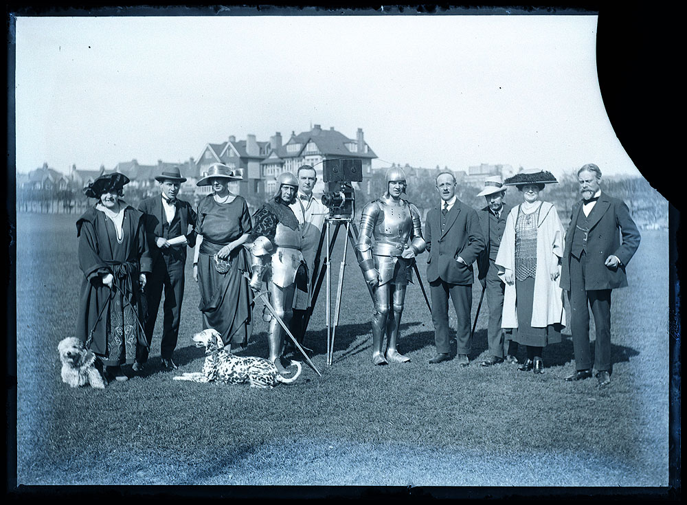 PhotosOfThePast's tweet photo. Just to prove that you just need the right person to look at the right time, after many years of trying this has just been identified in the 'Unidentified photos of the British Isles' Facebook Group as being taken at the Sussex County Cricket Ground in Hove // @SussexCCC https://t.co/7NvjXCLcrP