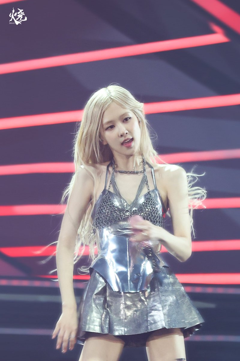 fever_211's tweet photo. 230917 SEOUL 
BORN PINK DAY 2

#블랙핑크 #로제
#BLACKPINK #ROSÉ
@BLACKPINK https://t.co/WVLYIcPOjb