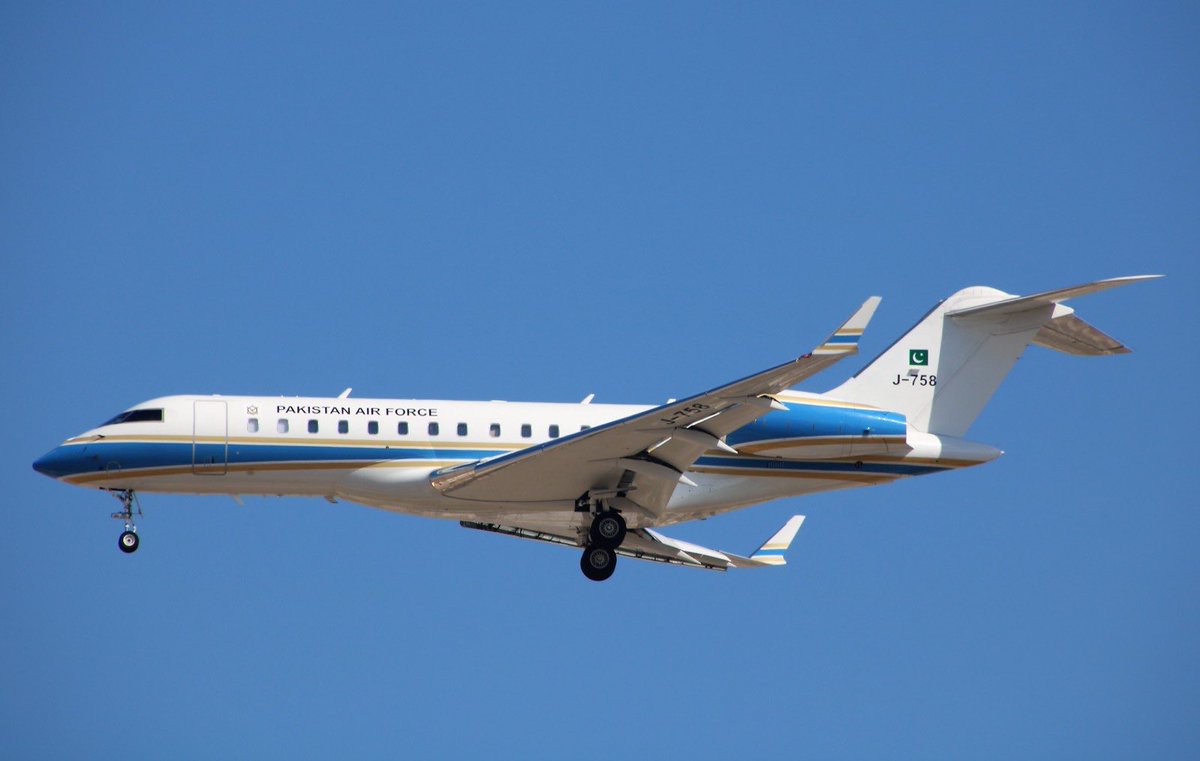 TahirImran's tweet photo. This Pakistani airforce jet left Pakistan on 17th. It arrived in Rome, from Rome to Milan and back to Rome.
Pakistan is debt ridden country where the citizens are hurried under record high inflation.
But someone is spending billions of taxpayers by flying on an official jet.
For those in power it’s business as usual. Zero austerity, no signs of any savings.
