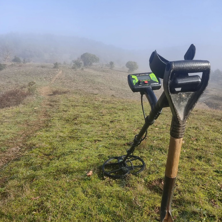 Detector de metales BLACKDOG GLADIATOR - Profundidad 