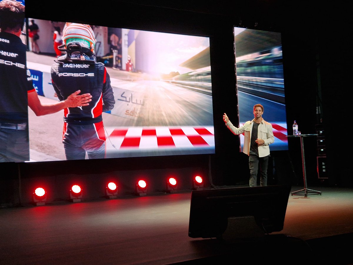 MastercardPT's tweet photo. No #MIF2023, @afelixdacosta, campeão do mundo de Fórmula E, compara a vida no desporto com a vida nas empresas e na importância do bem estar físico, mental e emocional para oferecer resultados todos os dias e ultrapassar as adversidades. #Mastercard #StepintotheNextEconomy https://t.co/wkudpeNMFt