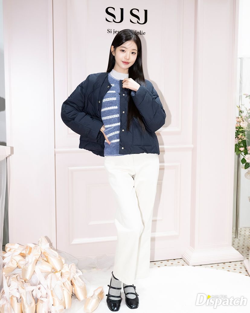 fr_everyoung10's tweet photo. 세상에서 제일 예쁜
#SJSJ 뮤즈 장원영 애교 3종 세트! 😘

#장원영 #원영 
#JANGWONYOUNG 
#ウォニョン  #アイヴ 
#IVE #아이브 https://t.co/sby52baYaJ